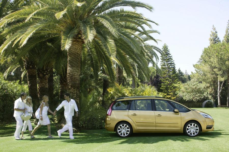  Citroen C4 Grand Picasso 2007 года  (фото 21 из 133)